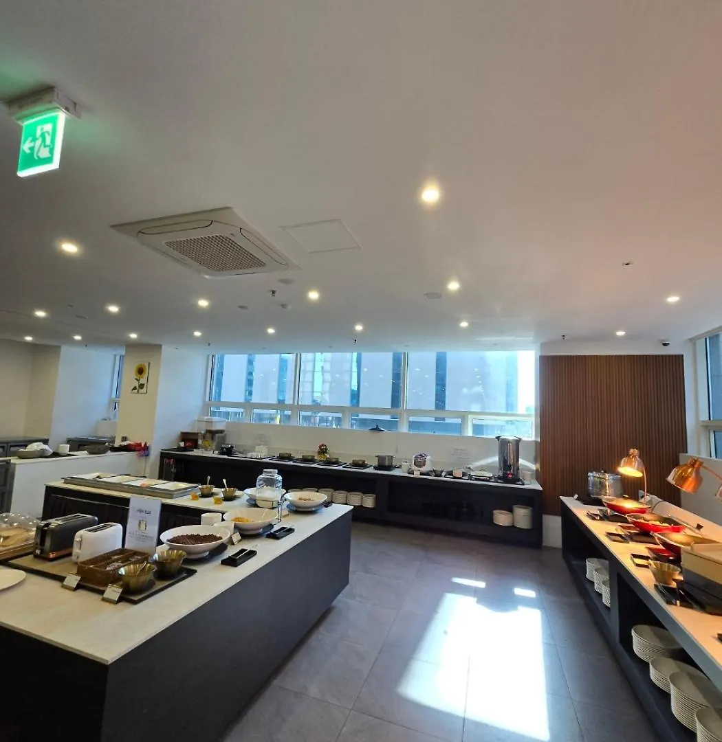 Busan Haeundae Beach Ocean View Terrace Hotel